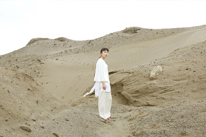 Jens（イェンス）2017年春夏コレクション。テーマは「ウルトラマリン」。