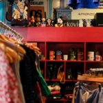 静岡・浜松の古着屋＆セレクトショップ「Precious Junk（プレシャスジャンク）」。圧倒的な量のレディース、メンズ、雑貨、インテリアが揃うポップでカラフルな世界観